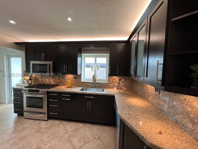 9211 SW 13th St, Miami FL 33174