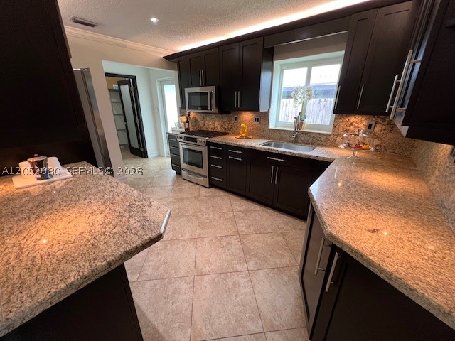 9211 SW 13th St, Miami FL 33174