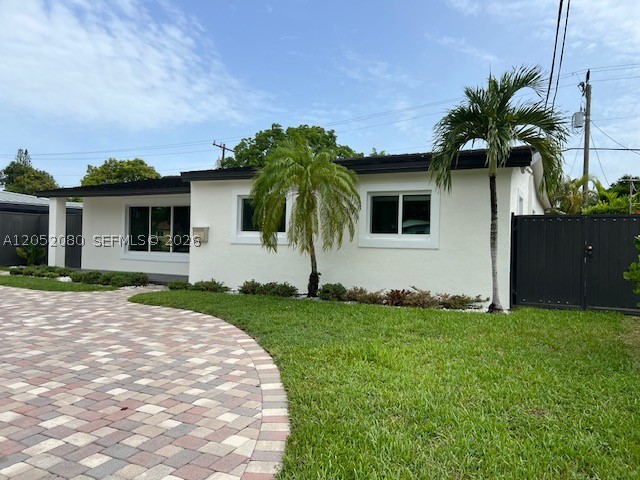 9211 SW 13th St, Miami FL 33174