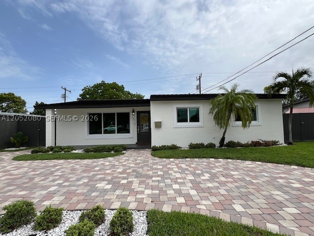 9211 SW 13th St, Miami FL 33174