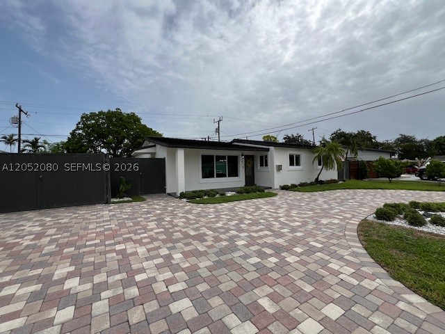 9211 SW 13th St, Miami FL 33174