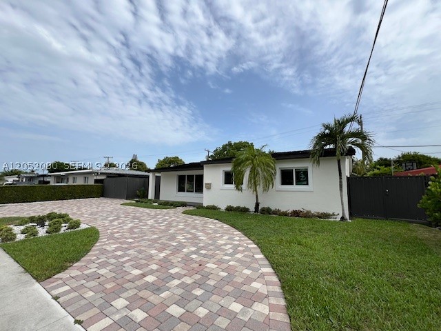 9211 SW 13th St, Miami FL 33174