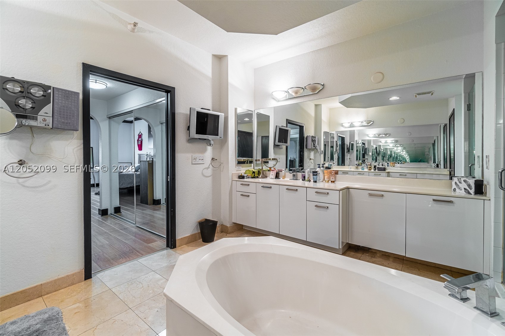 10700 NW 66th St #407, Doral FL 33178