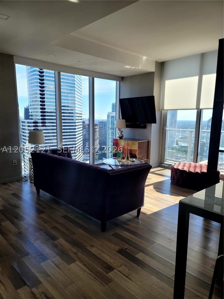151 SE 1st St #PH11, Miami FL 33131