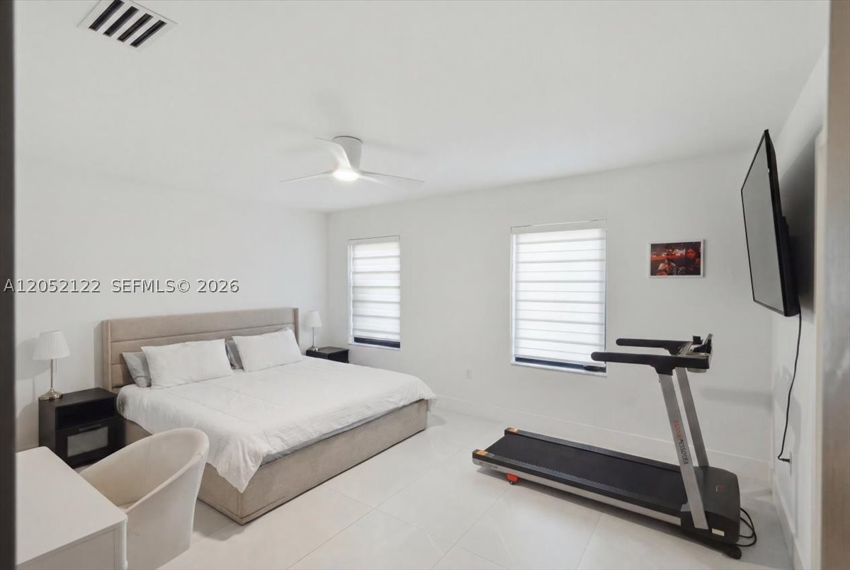3321 NE 170th St #3321, North Miami Beach FL 33160
