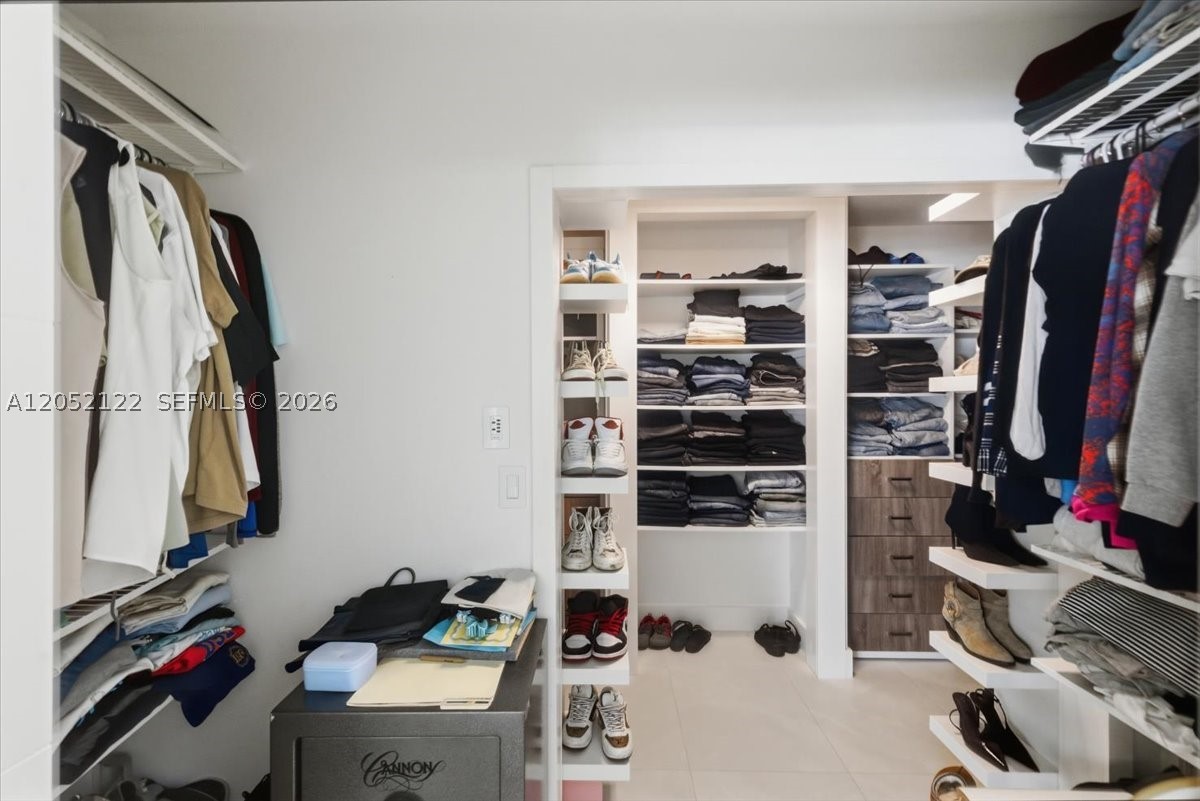 3321 NE 170th St #3321, North Miami Beach FL 33160