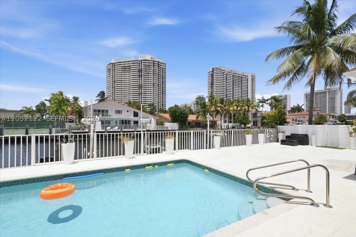 3321 NE 170th St #3321, North Miami Beach FL 33160