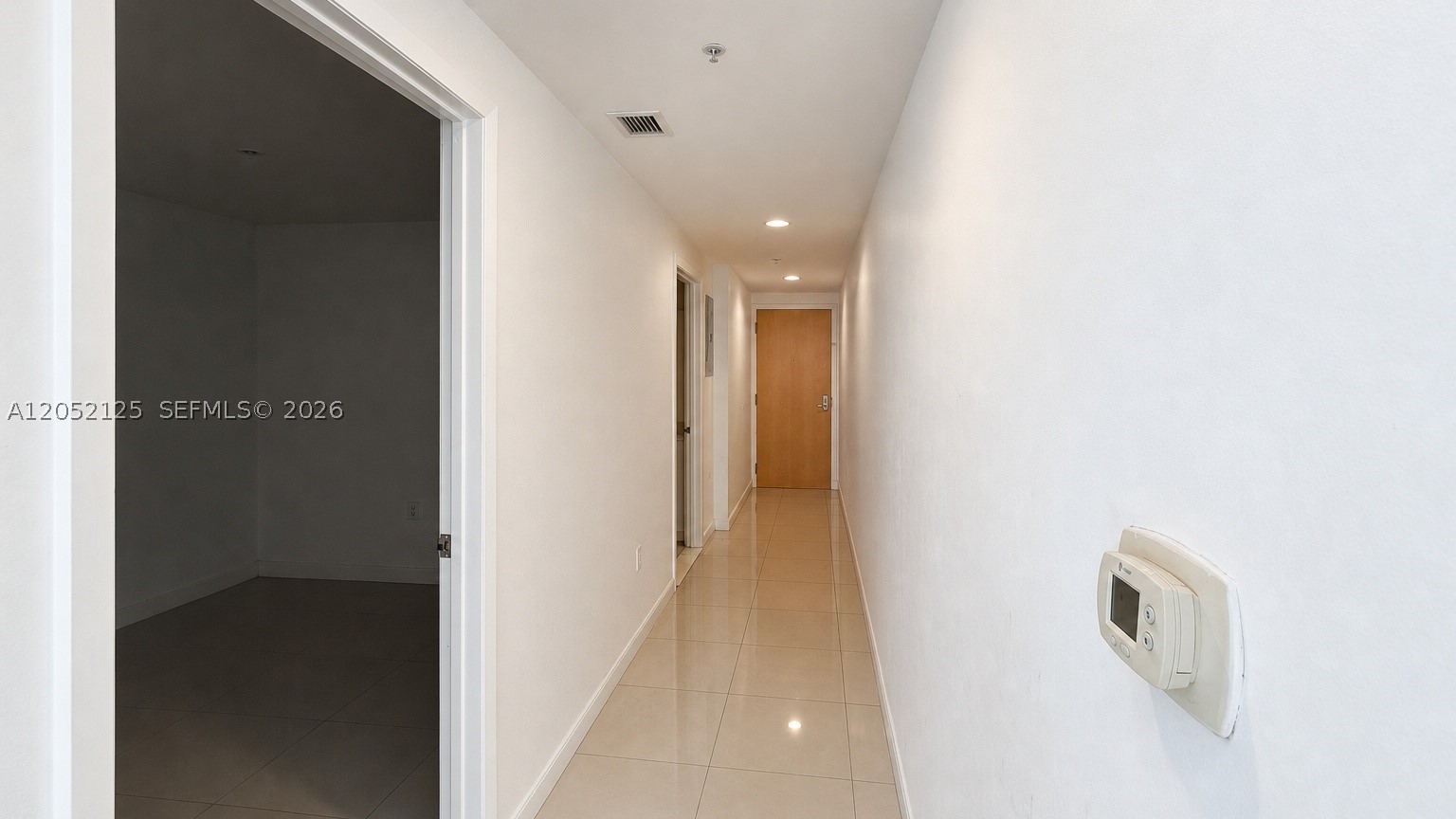 253 NE 2nd St #802, Miami FL 33132