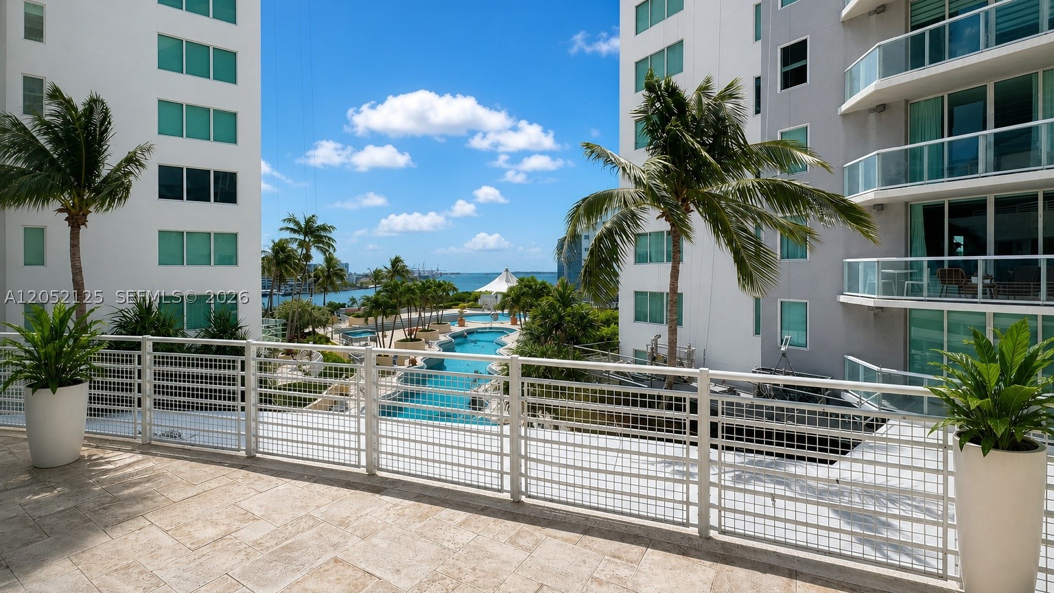253 NE 2nd St #802, Miami FL 33132