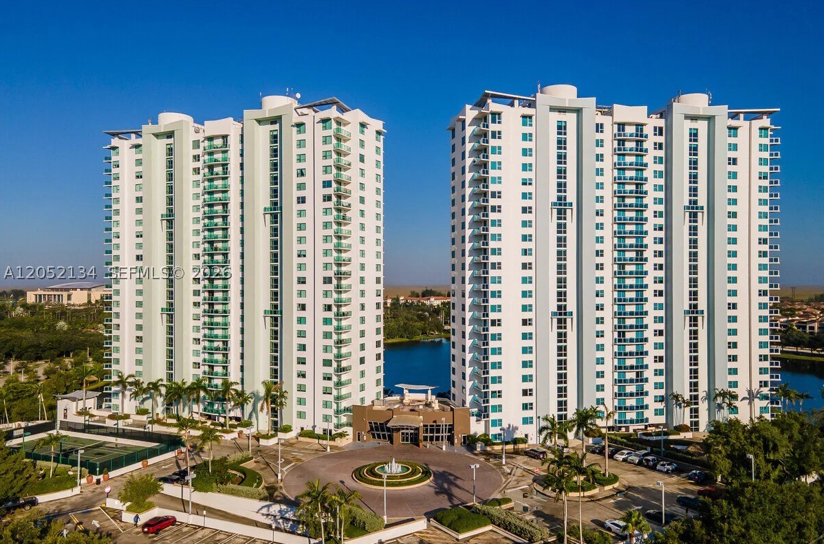 2641 N Flamingo Rd #2208N, Sunrise FL 33323