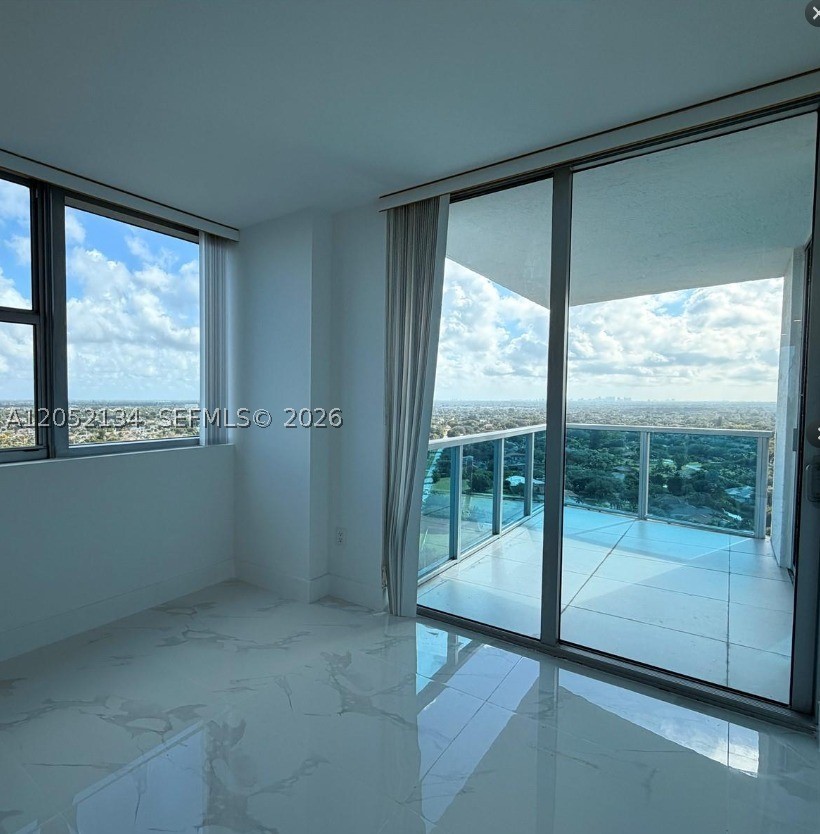 2641 N Flamingo Rd #2208N, Sunrise FL 33323