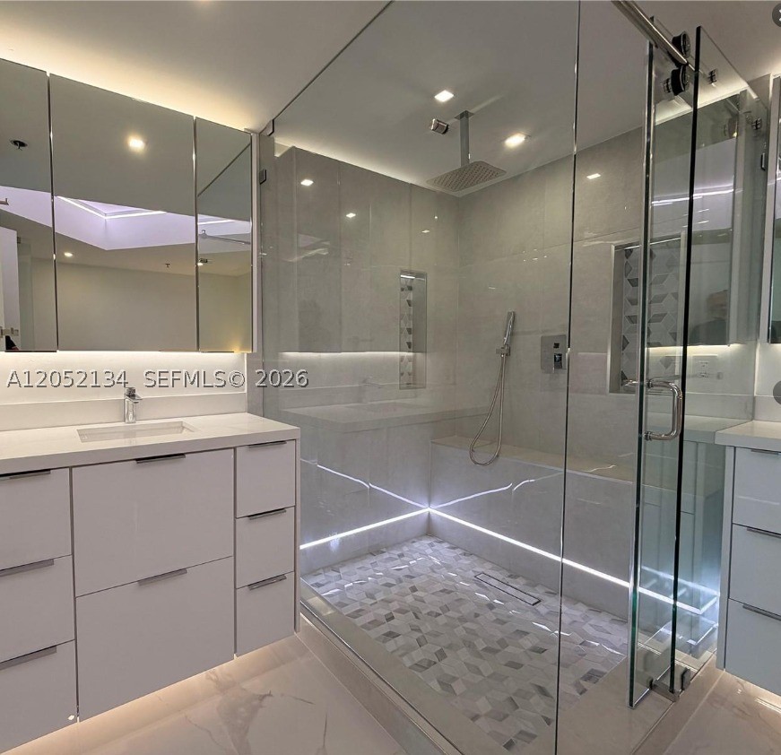 2641 N Flamingo Rd #2208N, Sunrise FL 33323