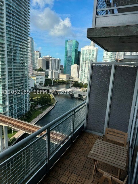 690 SW 1st Ct #2307, Miami FL 33130