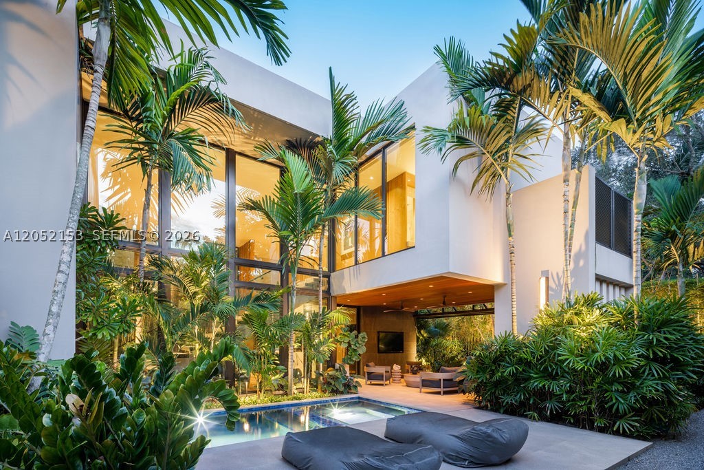 3910 Battersea Rd, Miami FL 33133