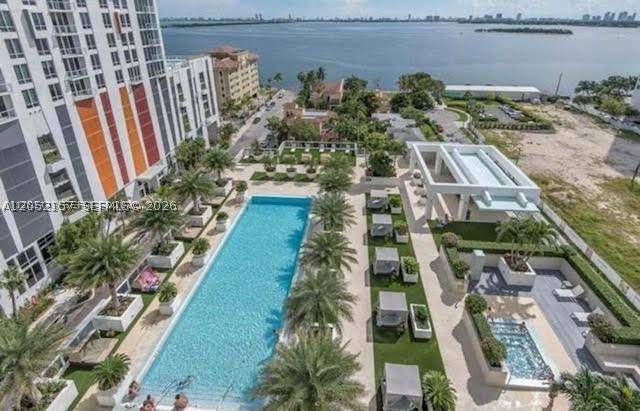 600 NE 27th St #2202, Miami FL 33137