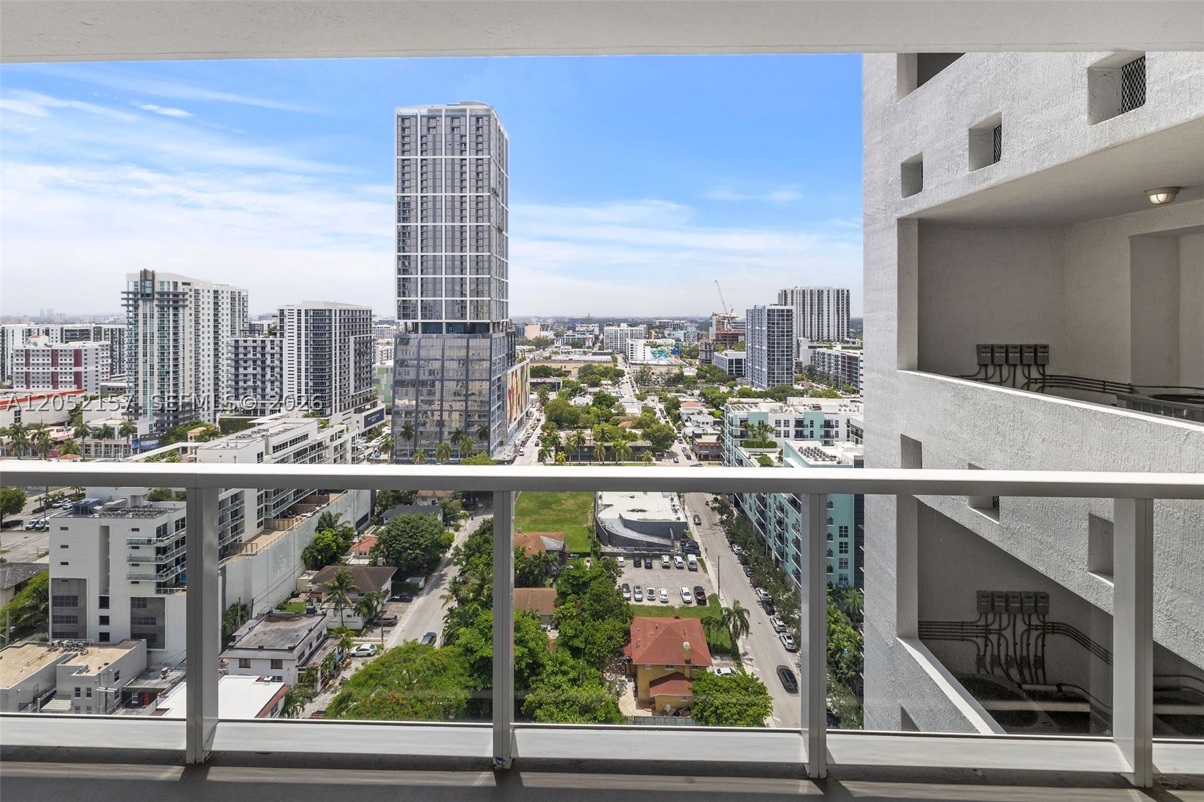 600 NE 27th St #2202, Miami FL 33137
