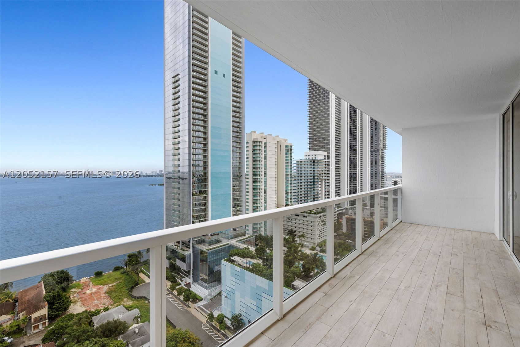 600 NE 27th St #2202, Miami FL 33137