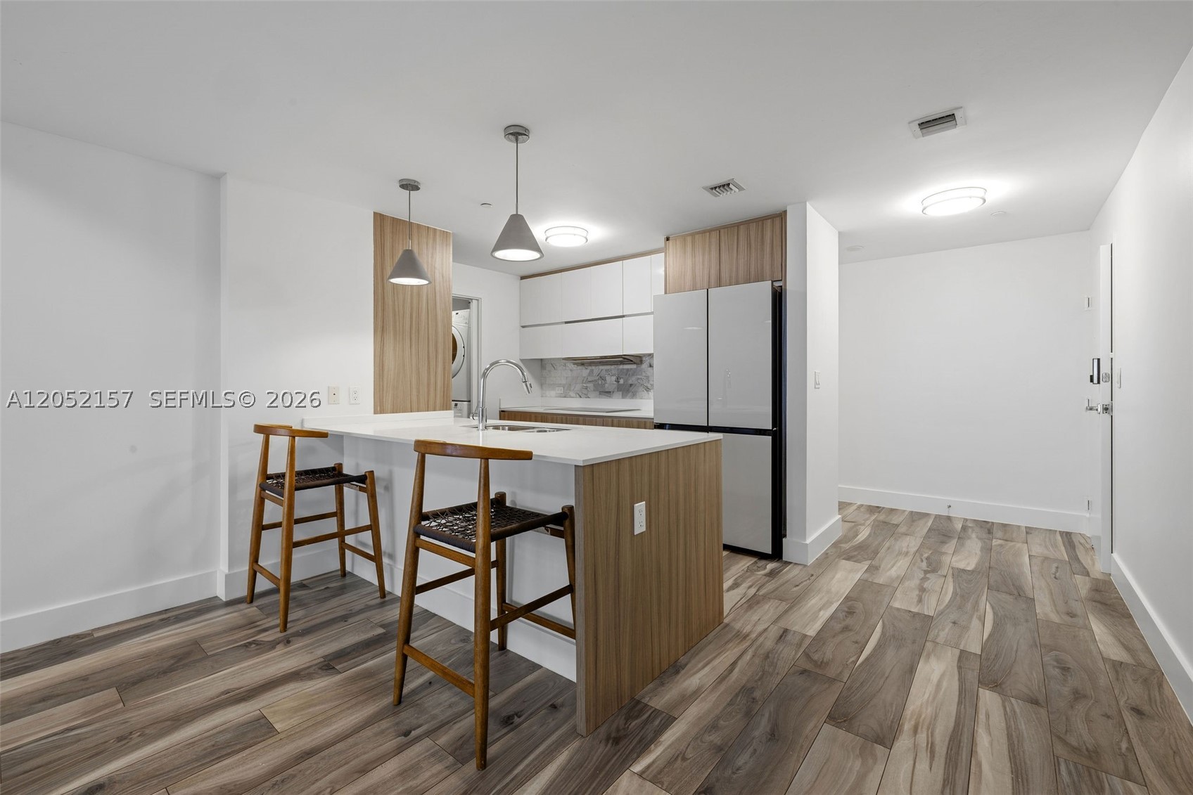 600 NE 27th St #2202, Miami FL 33137