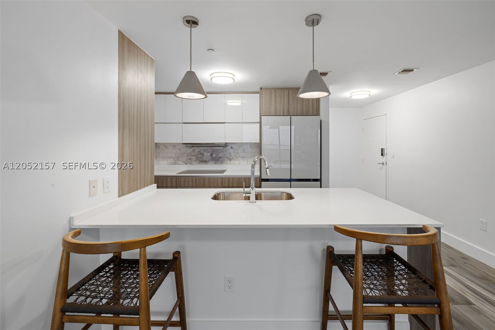 600 NE 27th St #2202, Miami FL 33137