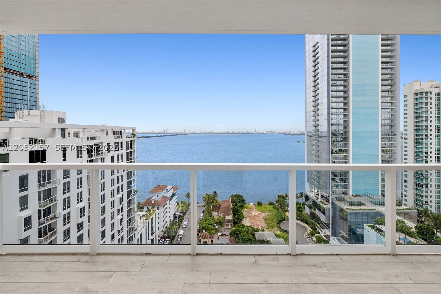 600 NE 27th St #2202, Miami FL 33137
