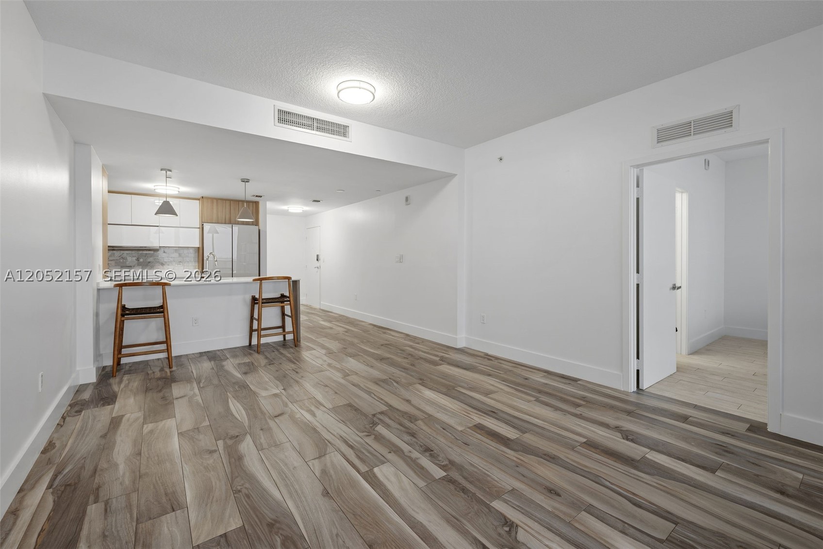 600 NE 27th St #2202, Miami FL 33137