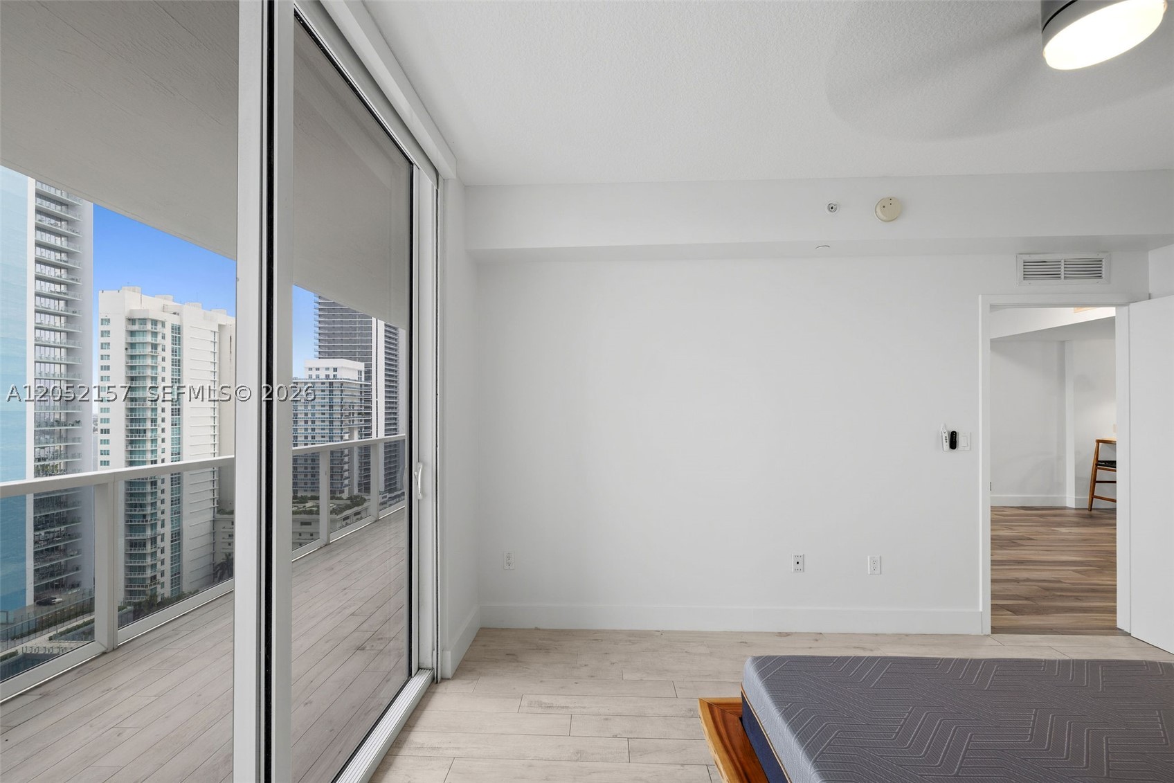600 NE 27th St #2202, Miami FL 33137