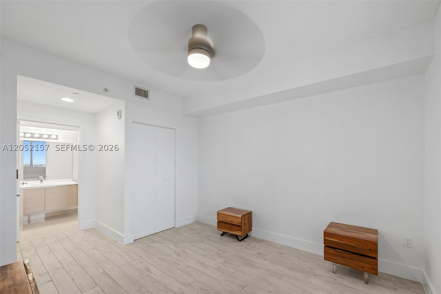 600 NE 27th St #2202, Miami FL 33137