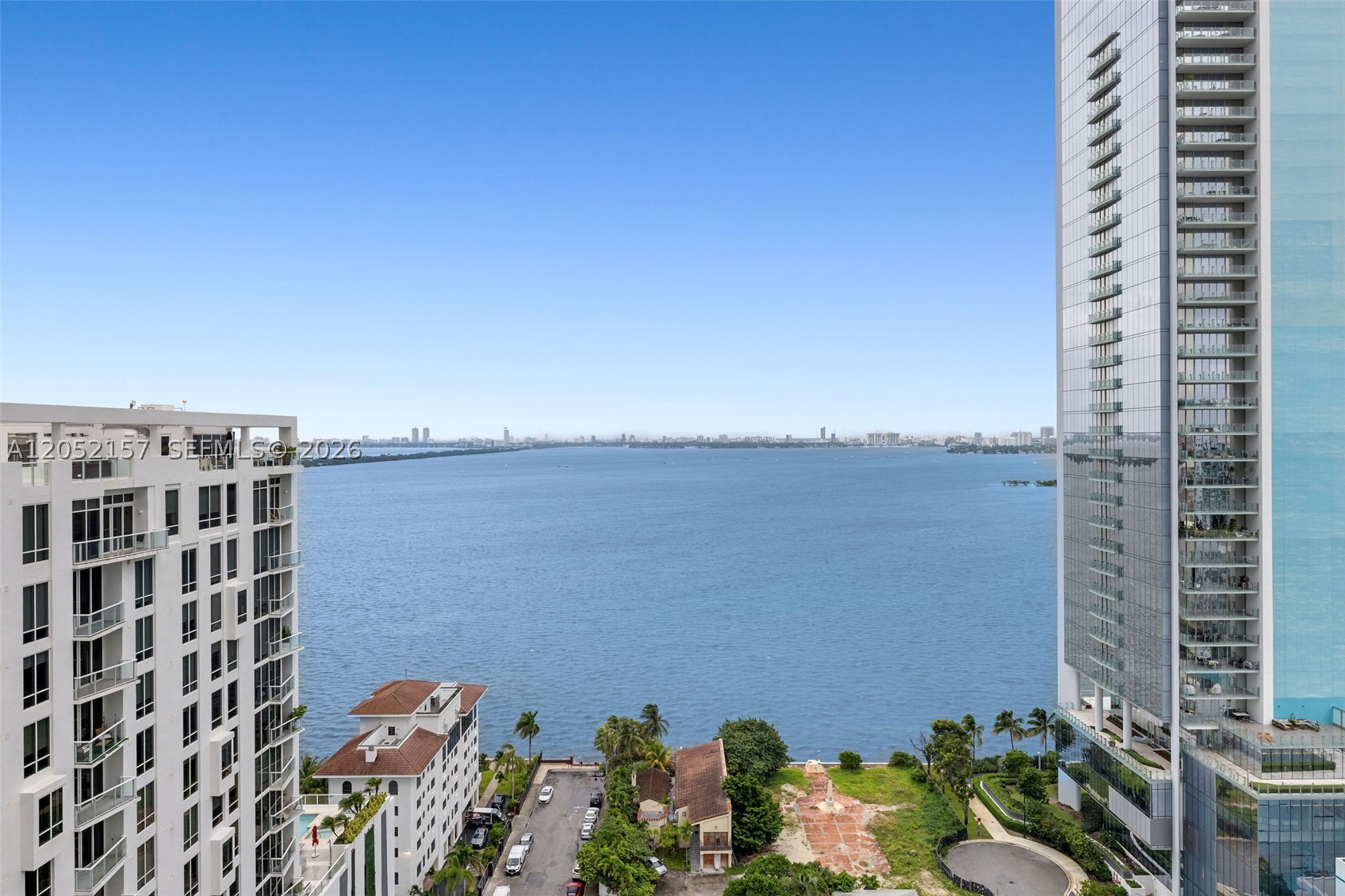 600 NE 27th St #2202, Miami FL 33137