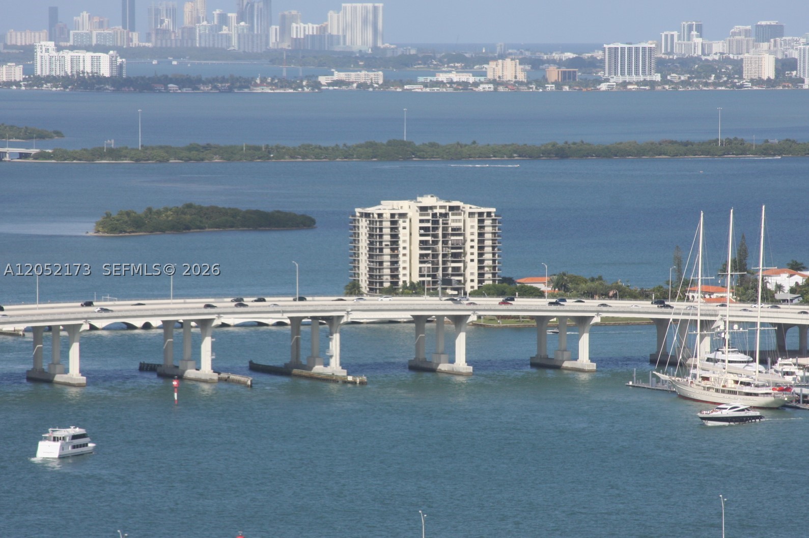 300 S Biscayne Blvd #T-3511, Miami FL 33131