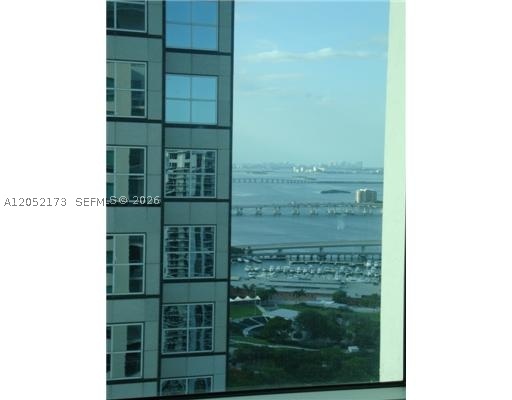 300 S Biscayne Blvd #T-3511, Miami FL 33131