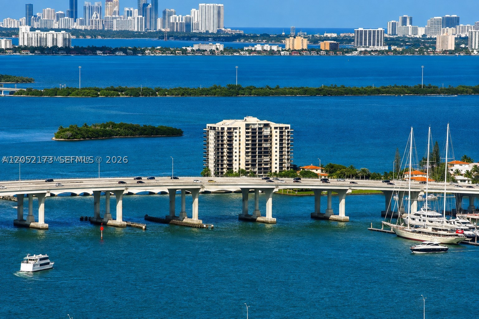 300 S Biscayne Blvd #T-3511, Miami FL 33131