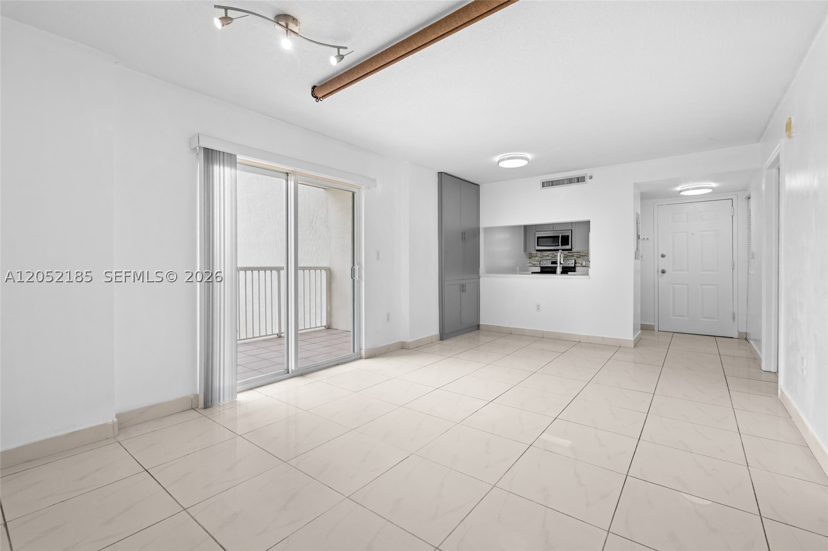 280 SW 20th Rd #504, Miami FL 33129