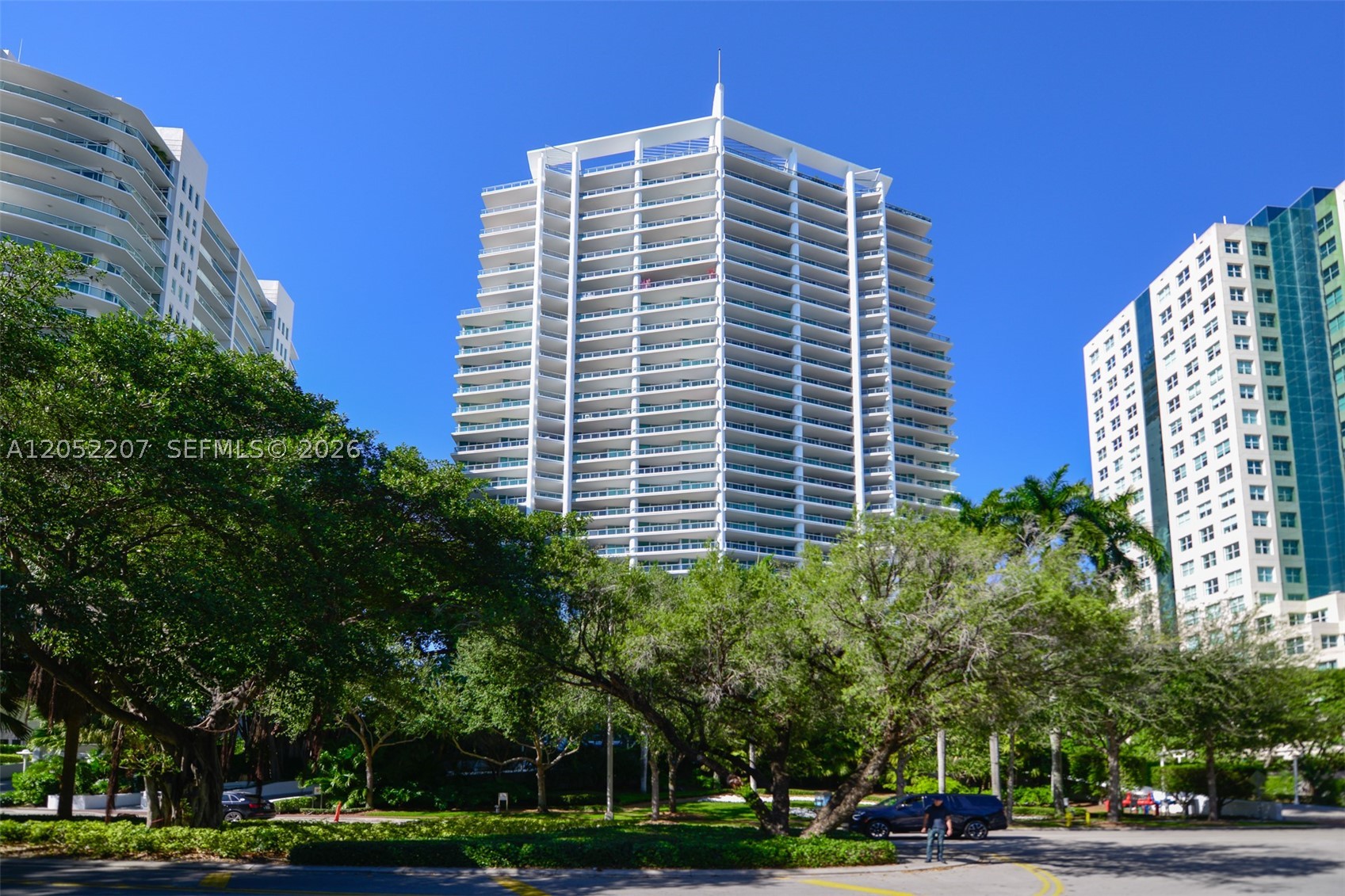2627 S Bayshore Dr #604, Miami FL 33133