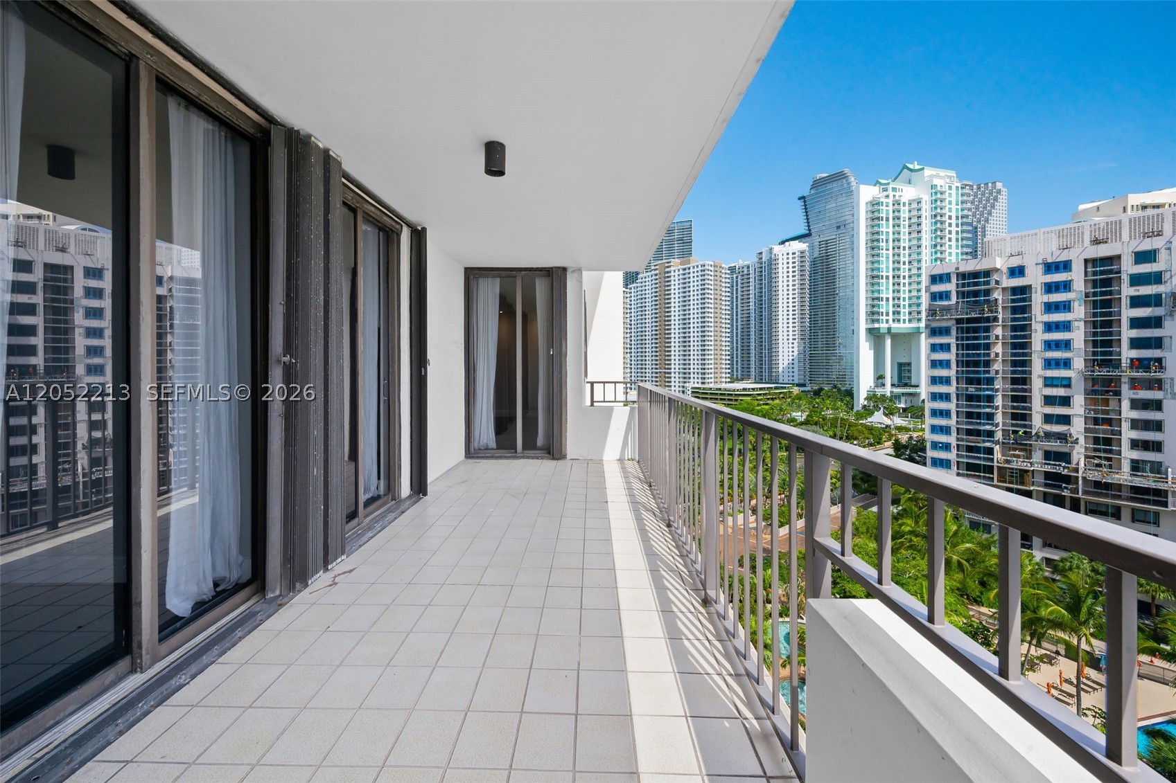 520 Brickell Key Dr #A1206, Miami FL 33131