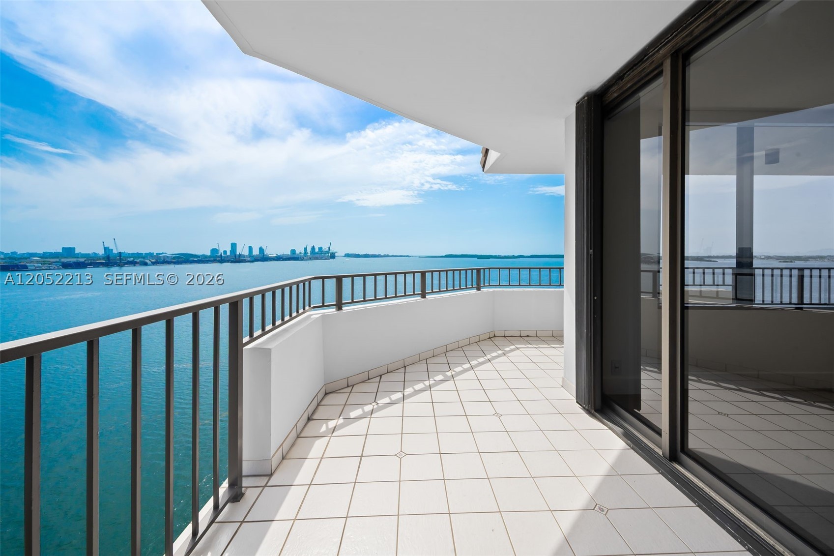 520 Brickell Key Dr #A1206, Miami FL 33131