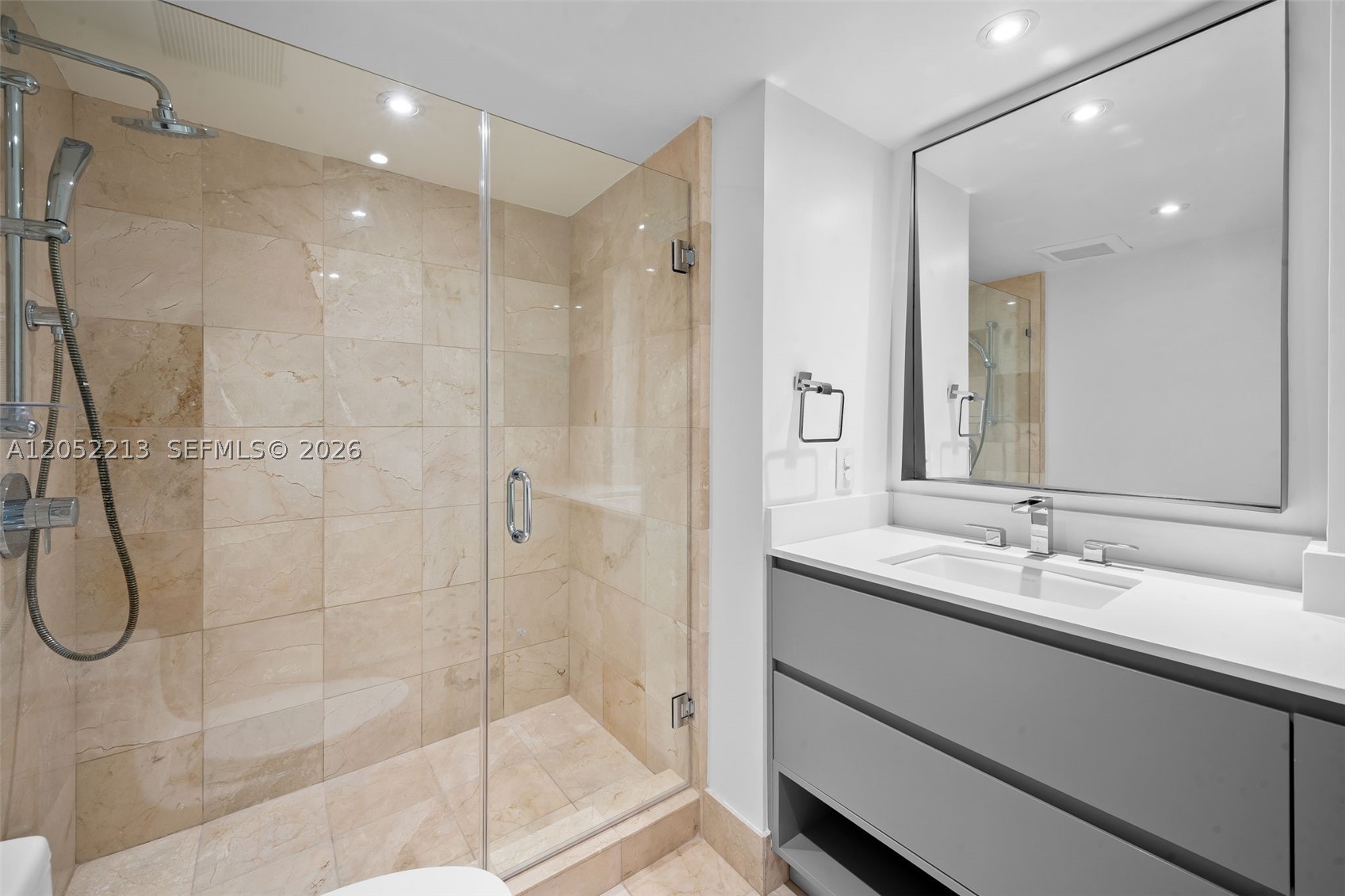 520 Brickell Key Dr #A1206, Miami FL 33131
