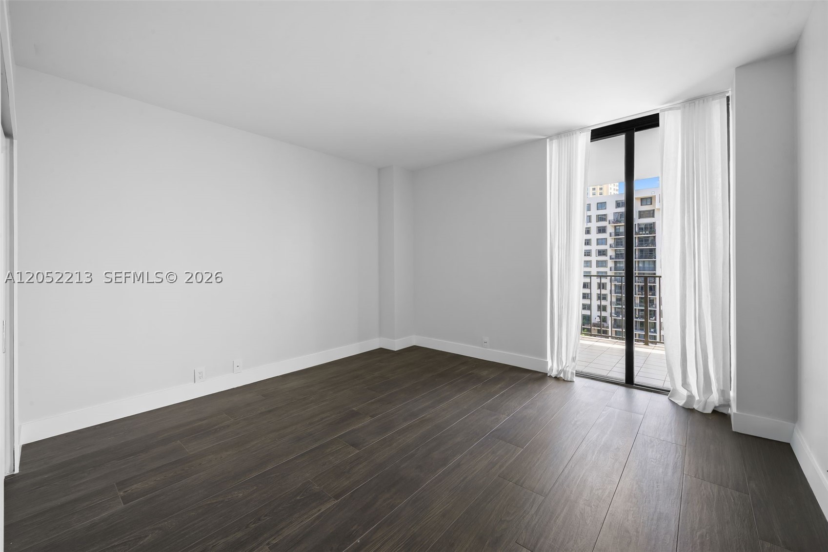 520 Brickell Key Dr #A1206, Miami FL 33131