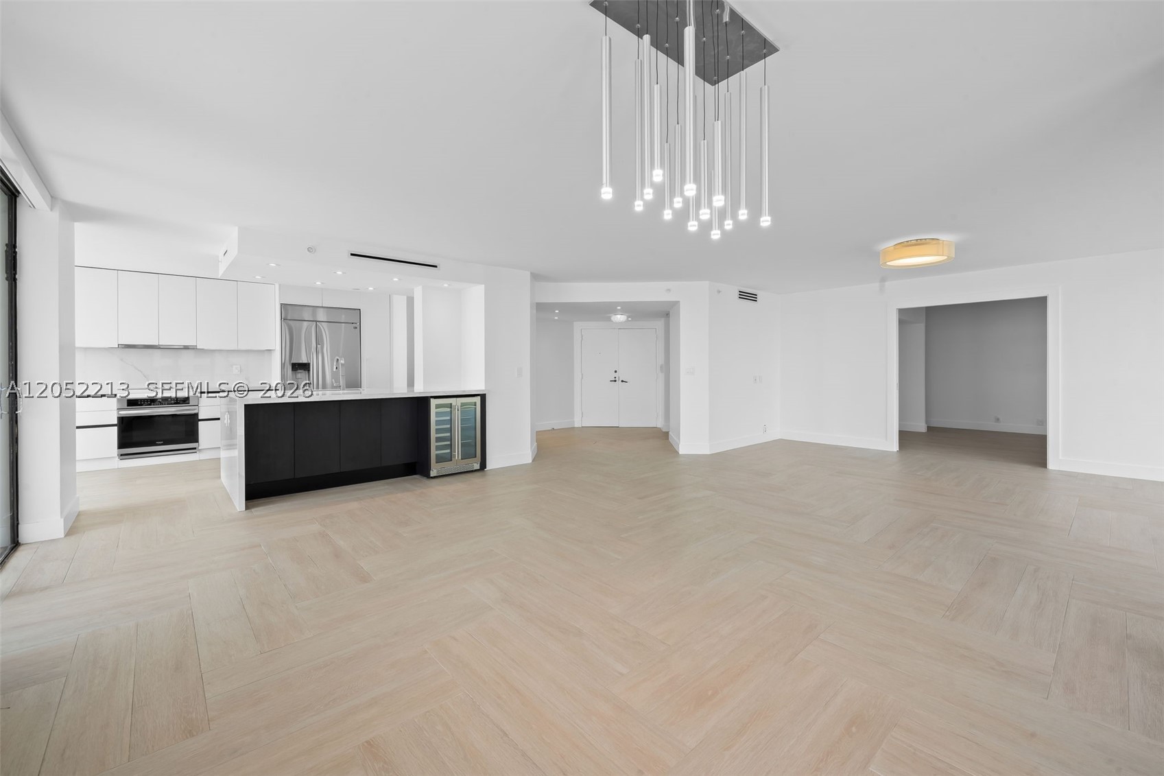 520 Brickell Key Dr #A1206, Miami FL 33131