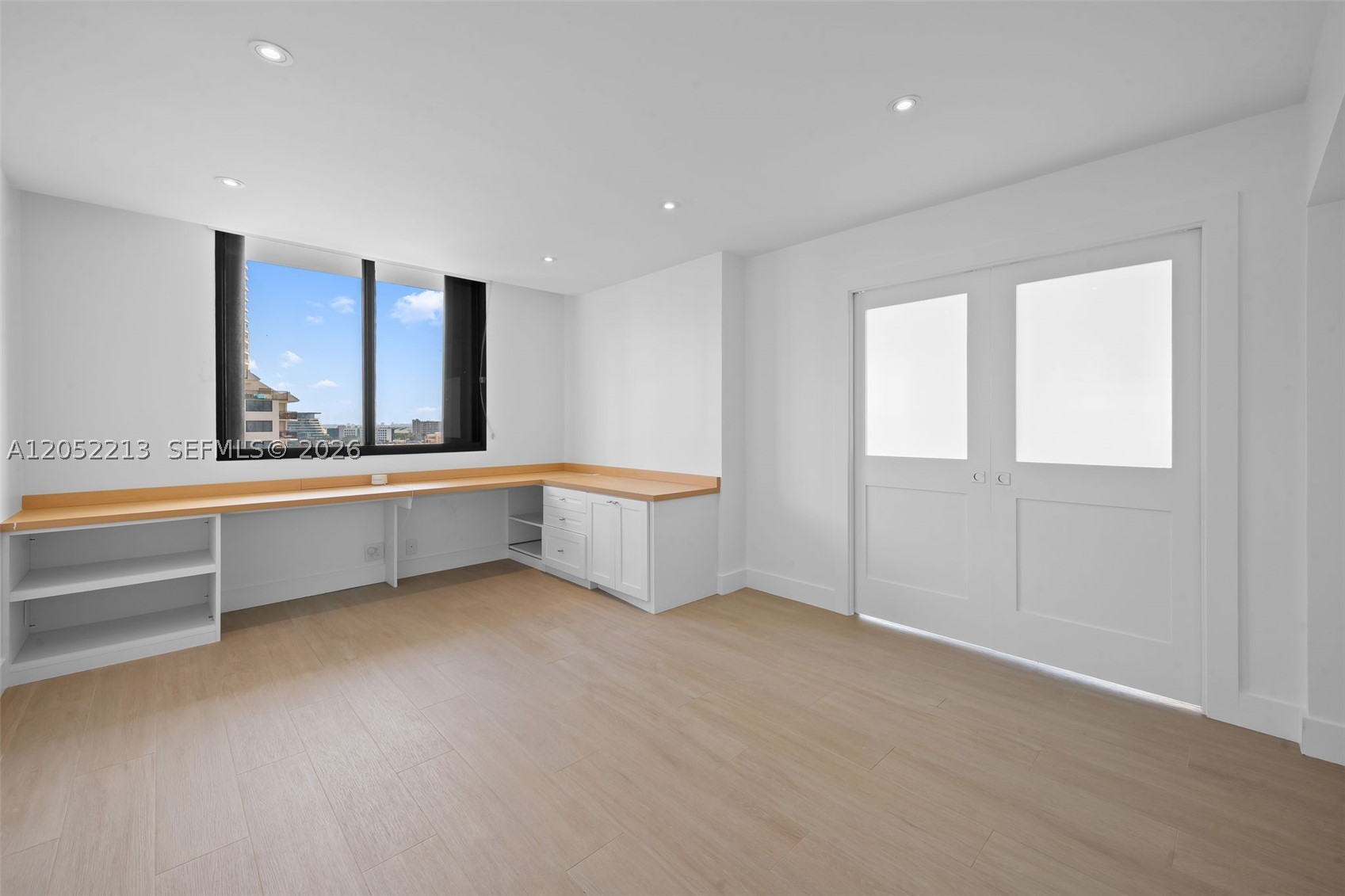 520 Brickell Key Dr #A1206, Miami FL 33131