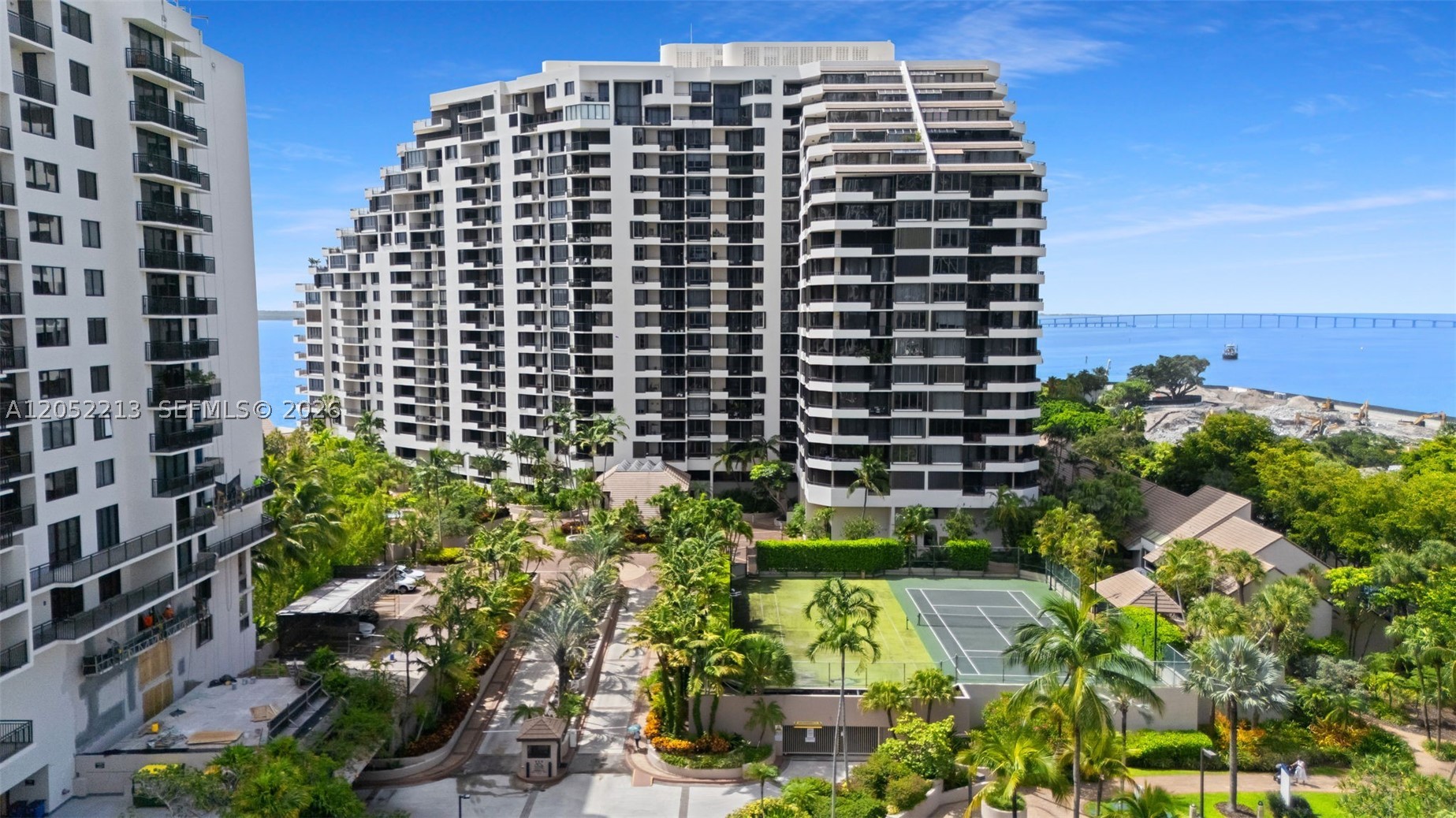 520 Brickell Key Dr #A1206, Miami FL 33131