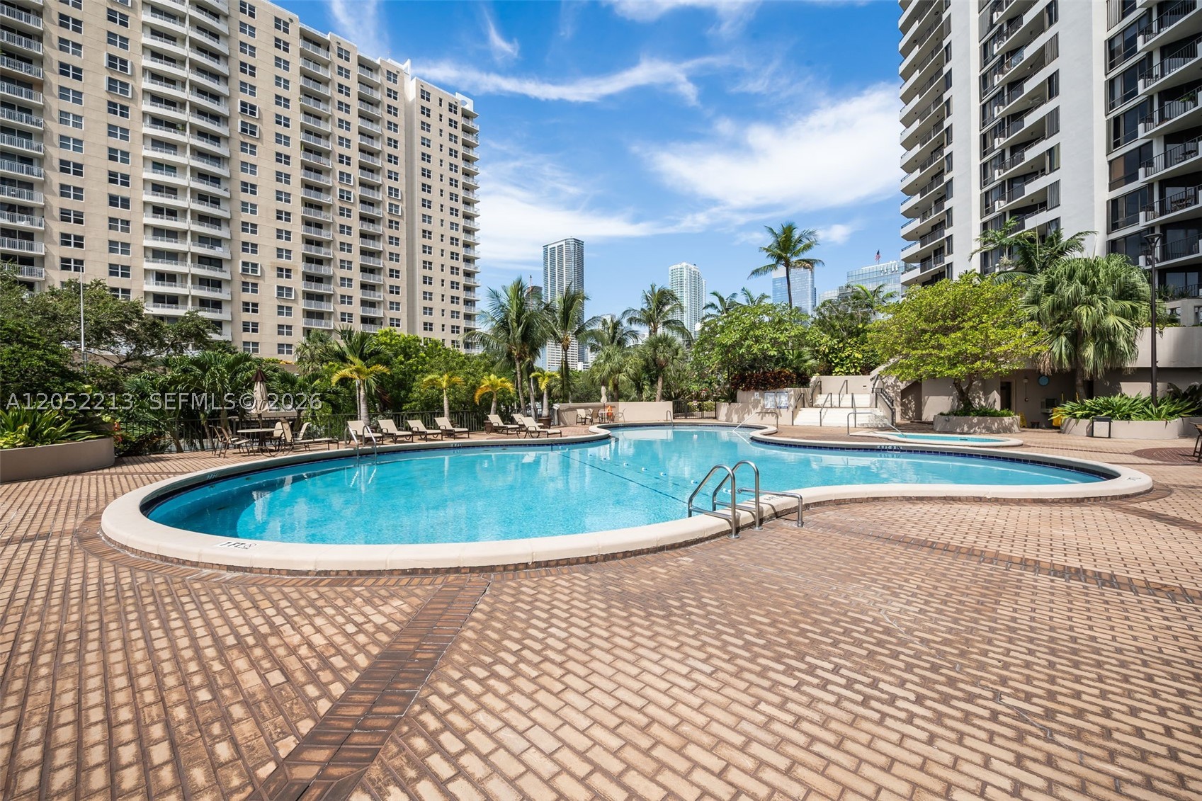 520 Brickell Key Dr #A1206, Miami FL 33131