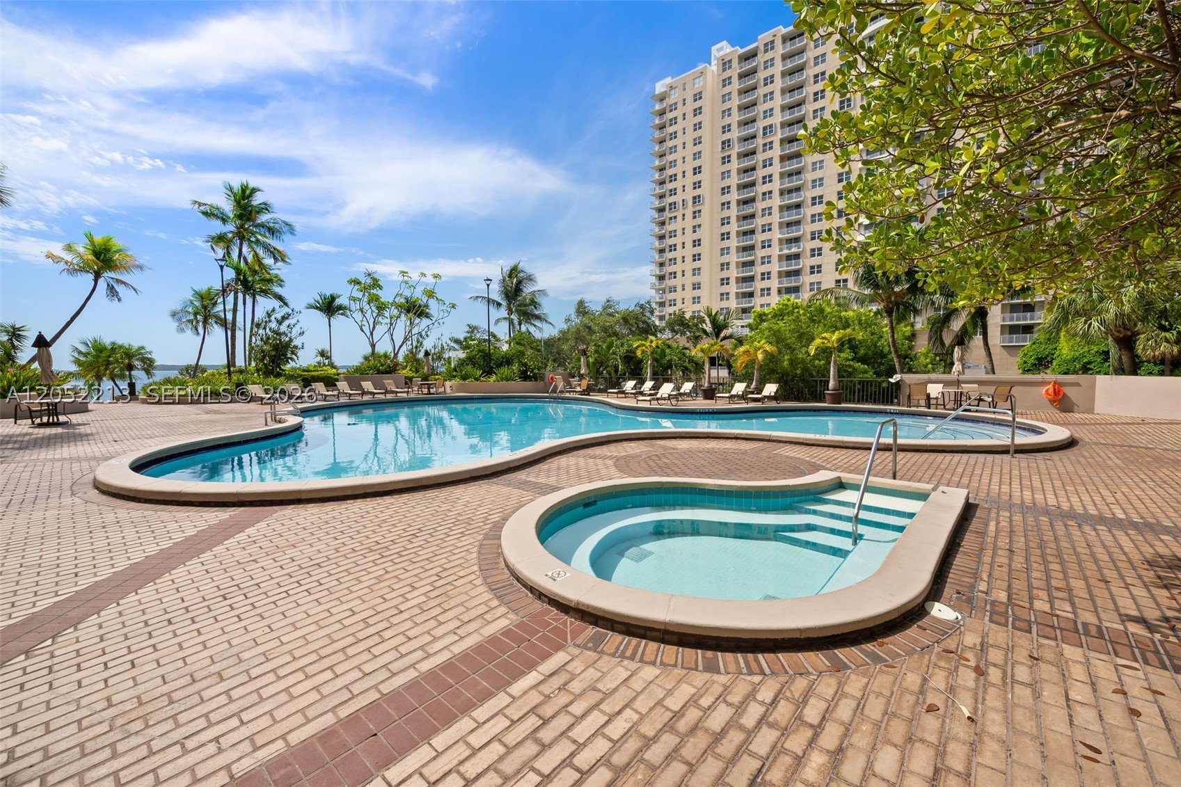 520 Brickell Key Dr #A1206, Miami FL 33131