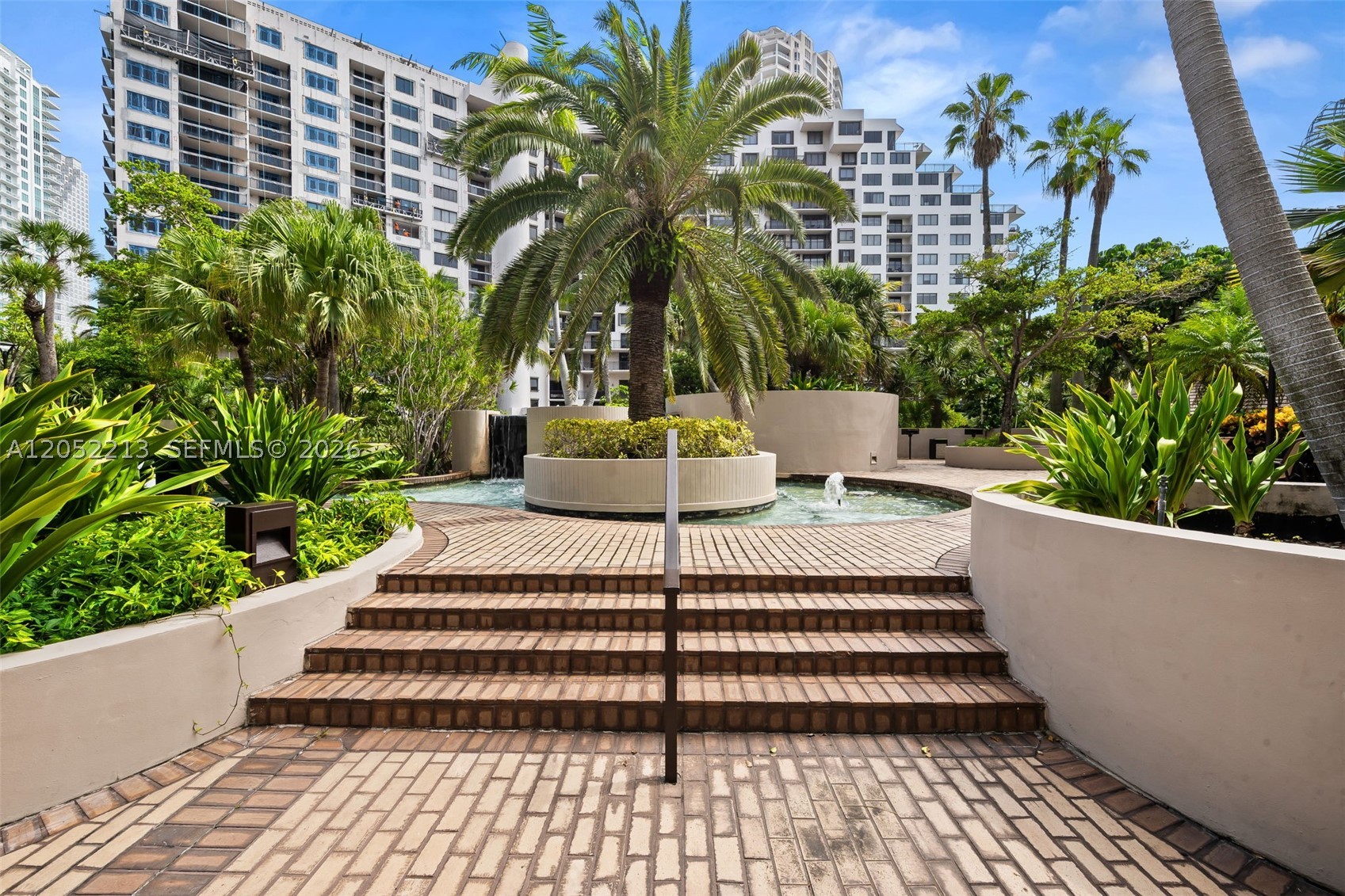 520 Brickell Key Dr #A1206, Miami FL 33131