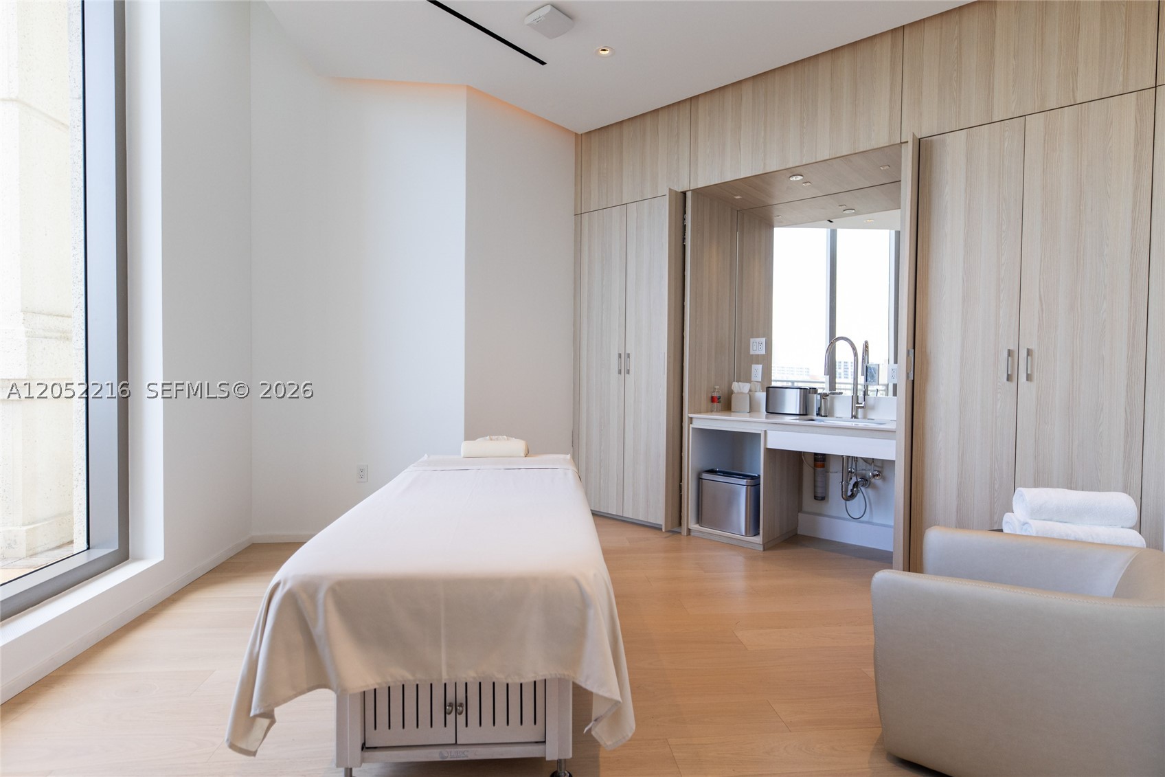 17975 Collins Ave #N-3502, Sunny Isles Beach FL 33160