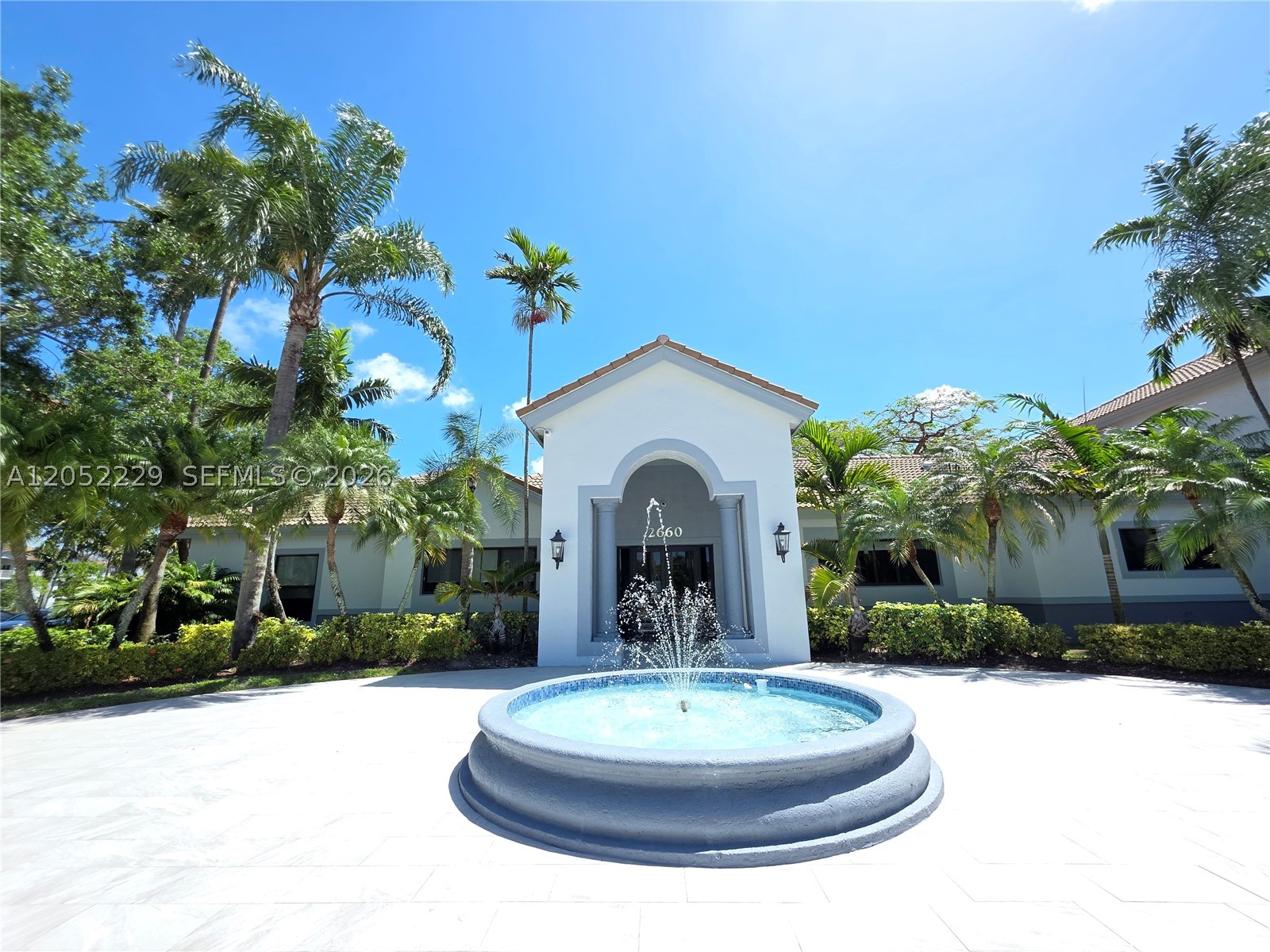 2620 S University Dr #111, Davie FL 33328