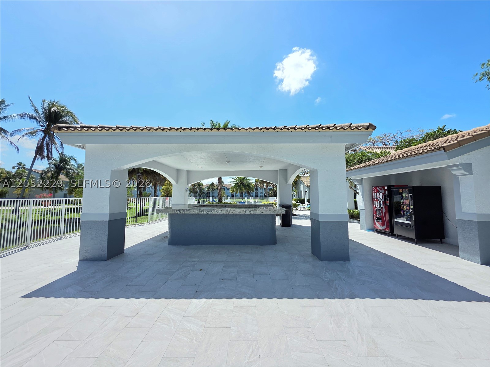2620 S University Dr #111, Davie FL 33328