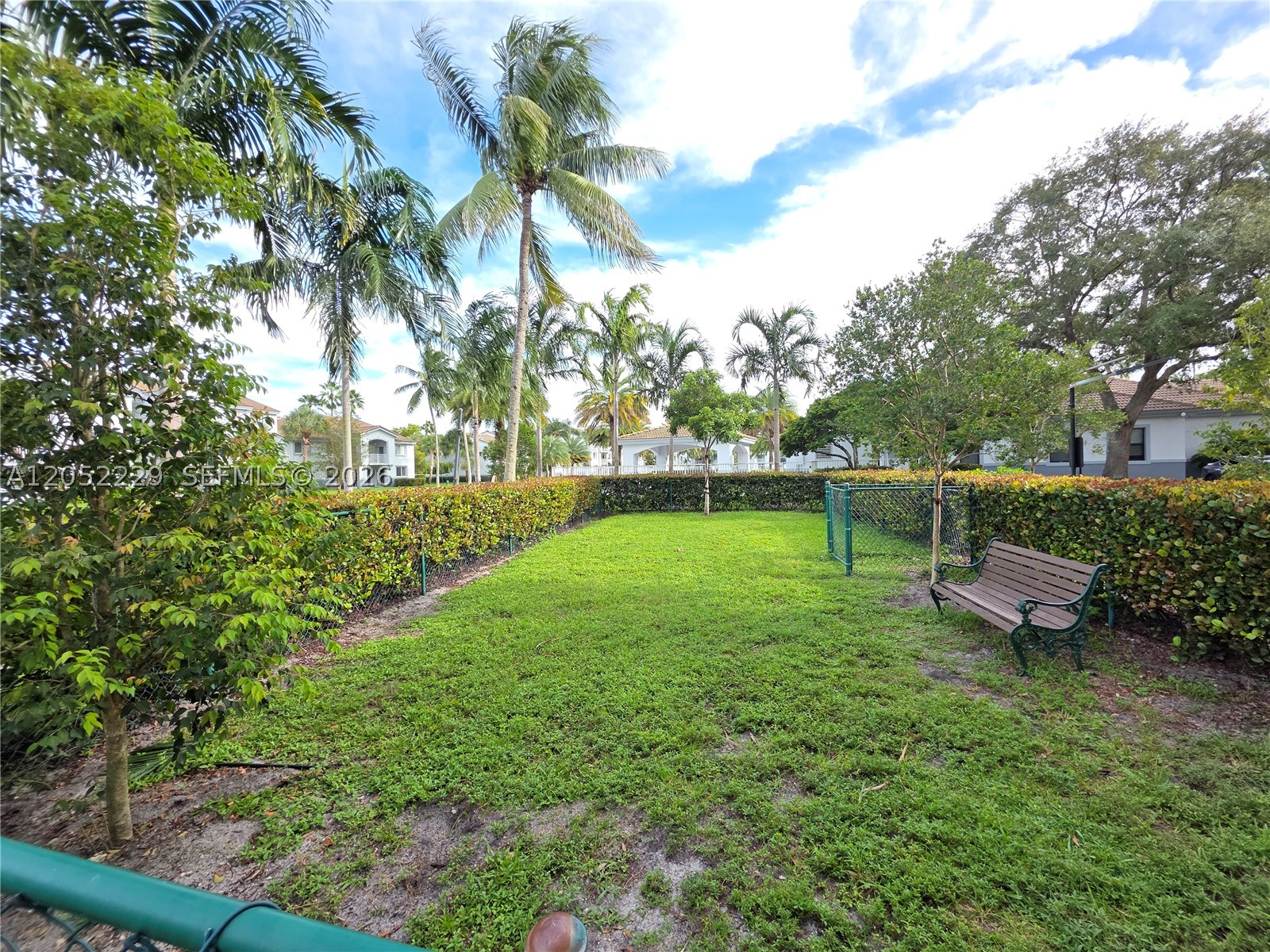 2620 S University Dr #111, Davie FL 33328
