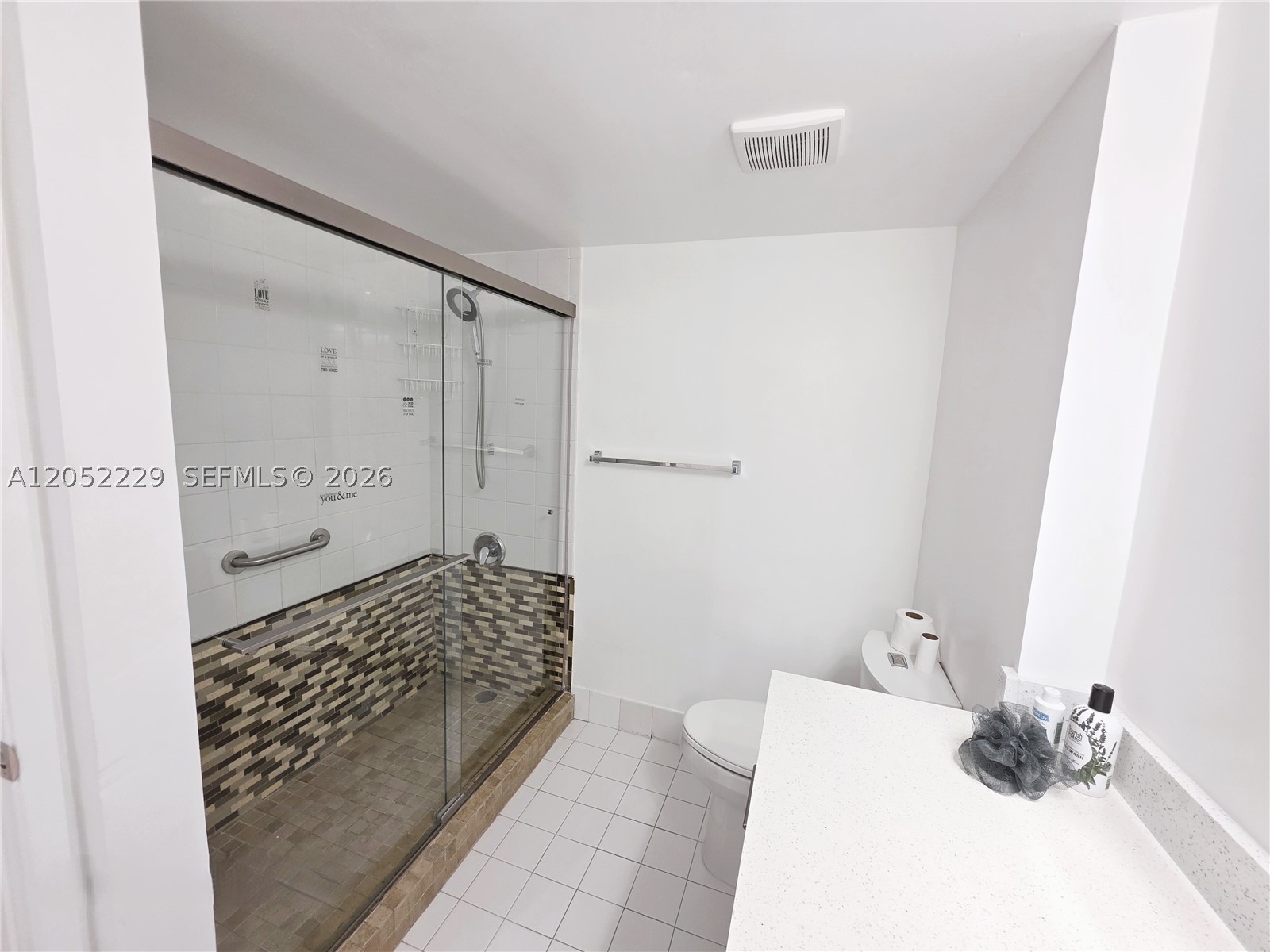2620 S University Dr #111, Davie FL 33328
