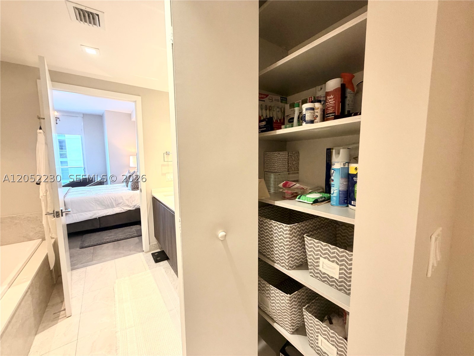 488 NE 18th St #3210, Miami FL 33132