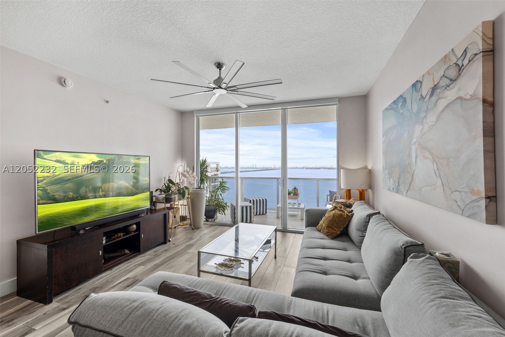 600 NE 27th St #2202, Miami FL 33137